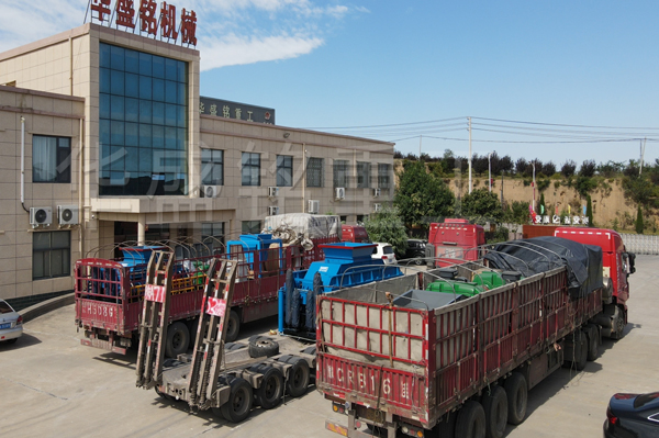 2 全液压对辊破碎机