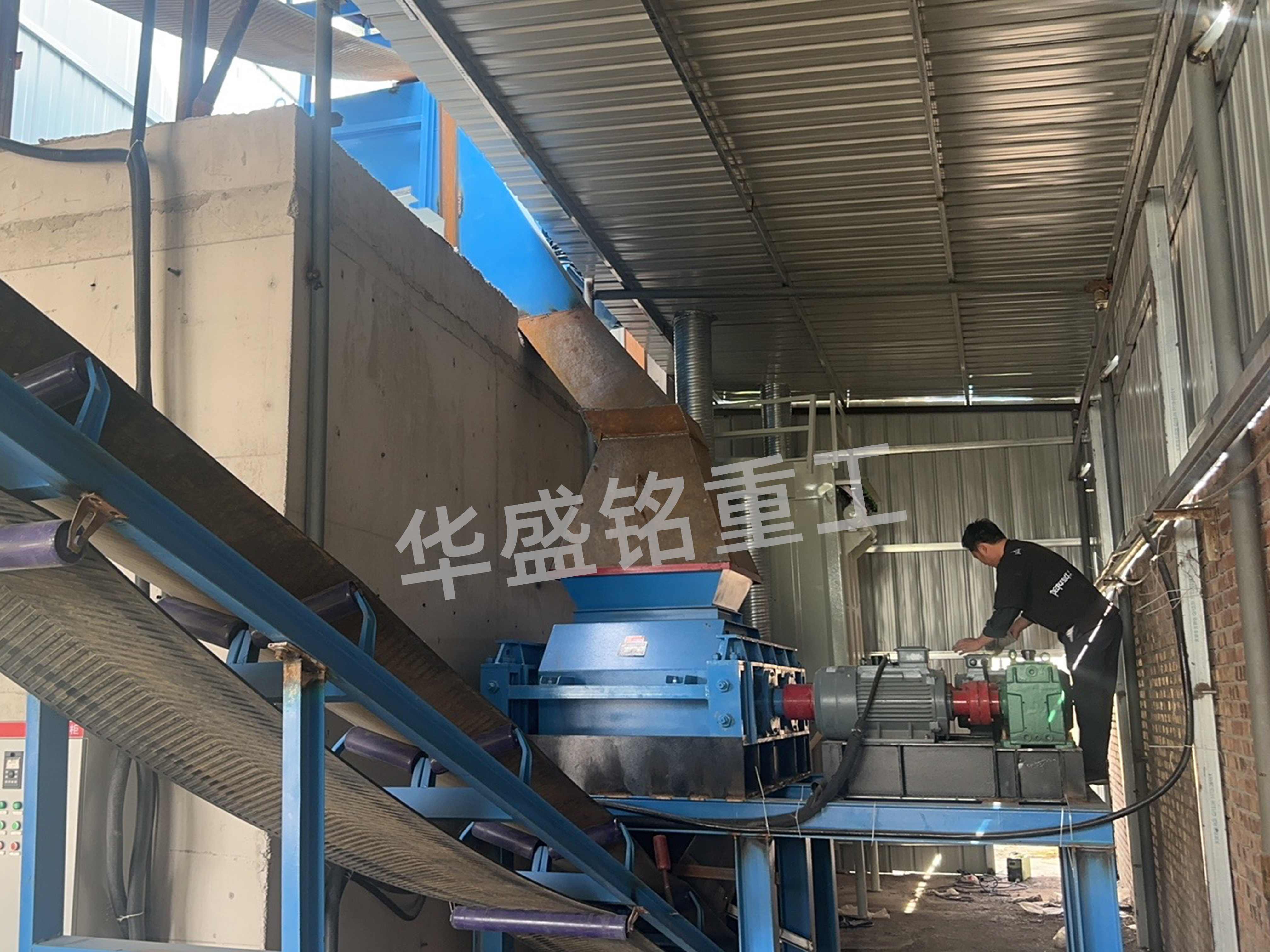 沥青旧料破碎筛分机,废旧沥青破碎机,沥青回收料破碎筛分机,沥青再生料破碎机 