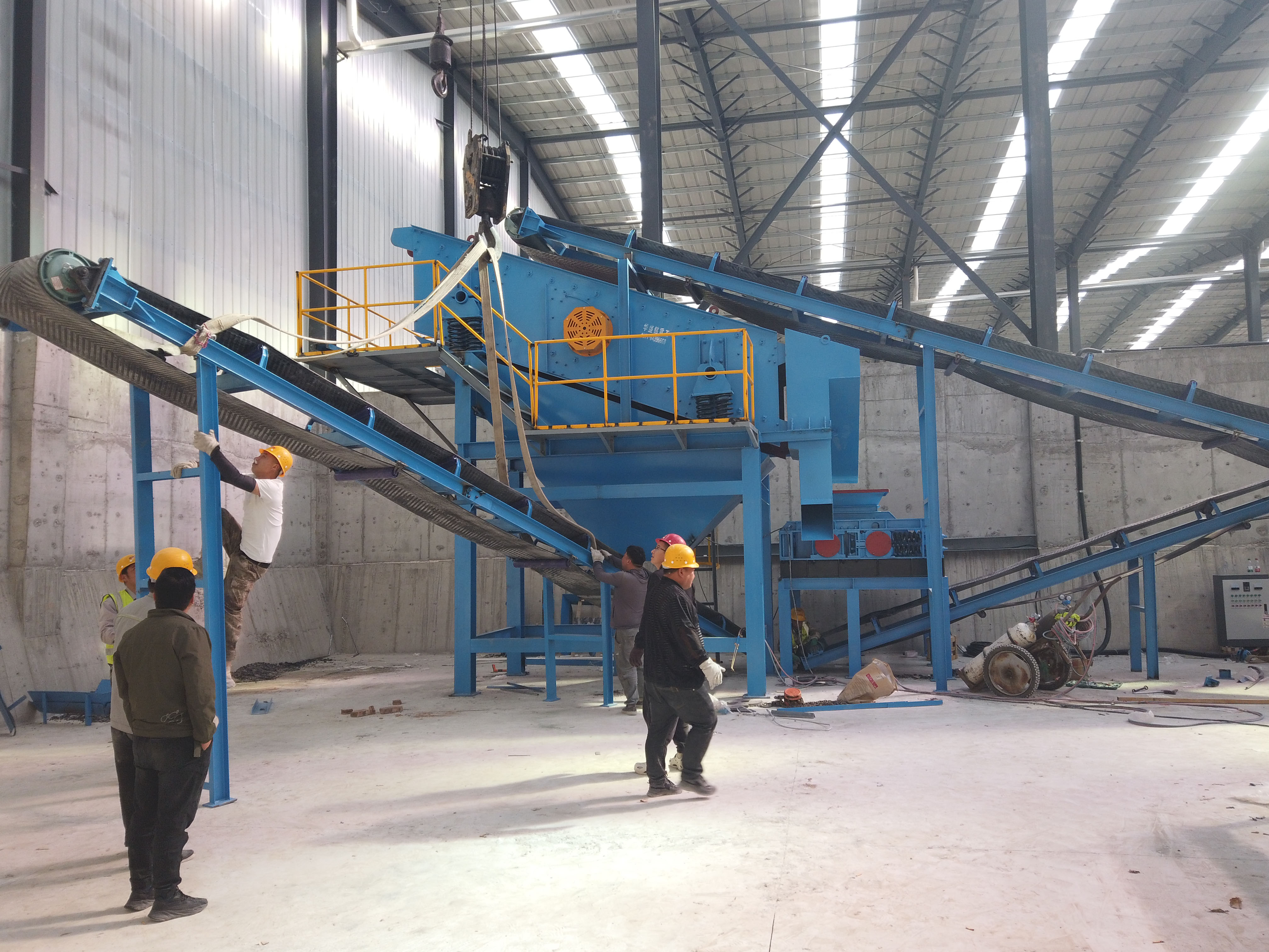 铣刨料精细化骨料再生设备，铣刨料破碎筛分设备，破碎筛分一体机